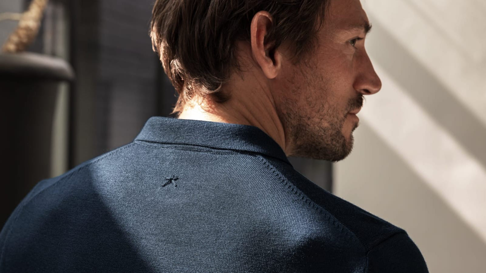 Deze stijlvolle truien helpen je bij de overgang van zomer naar herfst en daarna.