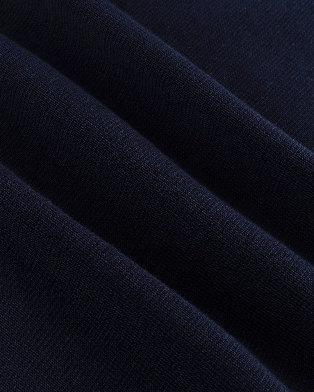 Ontdek het KOLLEKT Dry-Milano Knit Zip Overshirt met luxe structuur, moderne kraag, soepele rits en vier zakken. Stevig, ademend en gemaakt voor stijl met karakter.