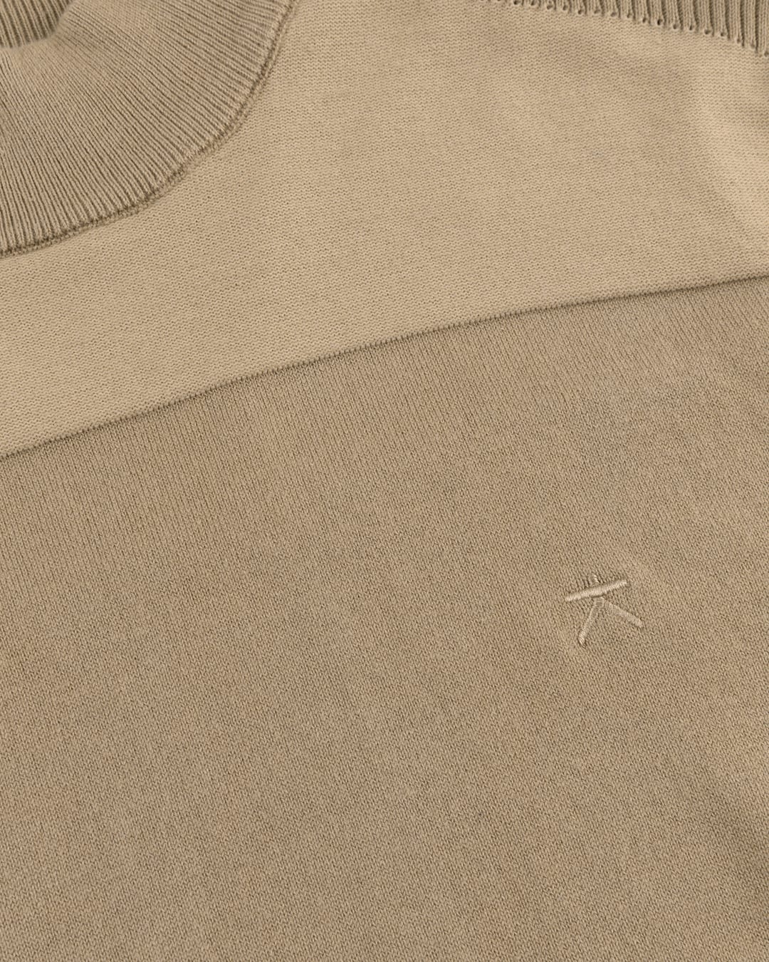 Luxe heren turtle trui van katoen met meegebreide lycra en moderne structuur van KOLLEKT