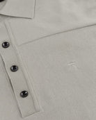 Luxe heren polo trui van katoen met meegebreide lycra en moderne structuur van KOLLEKT